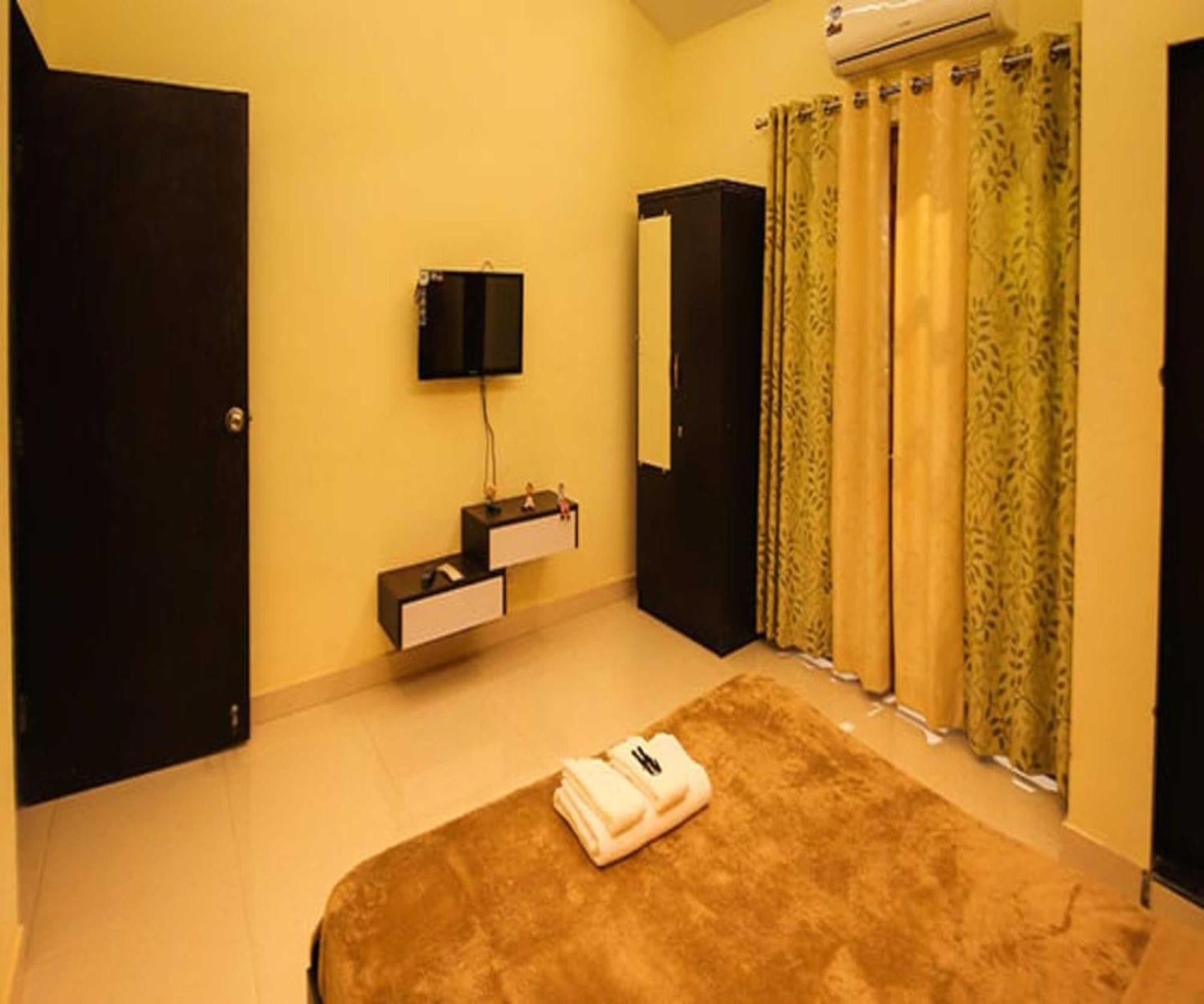 Hotel Wada Chirebandi à Gimvi Extérieur photo
